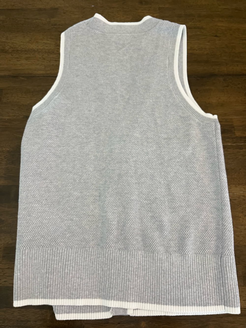 Offline by Aerie Tennis Sweater Vest Cardigan Cotton Blend Preppy Sz MED NWT - Picture 12 of 12